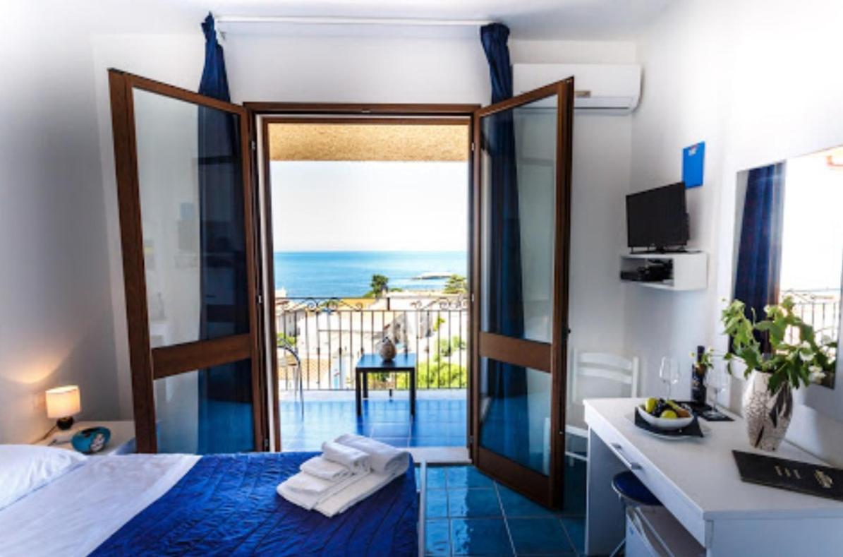 Hotel Bellavista S'Archittu מראה חיצוני תמונה
