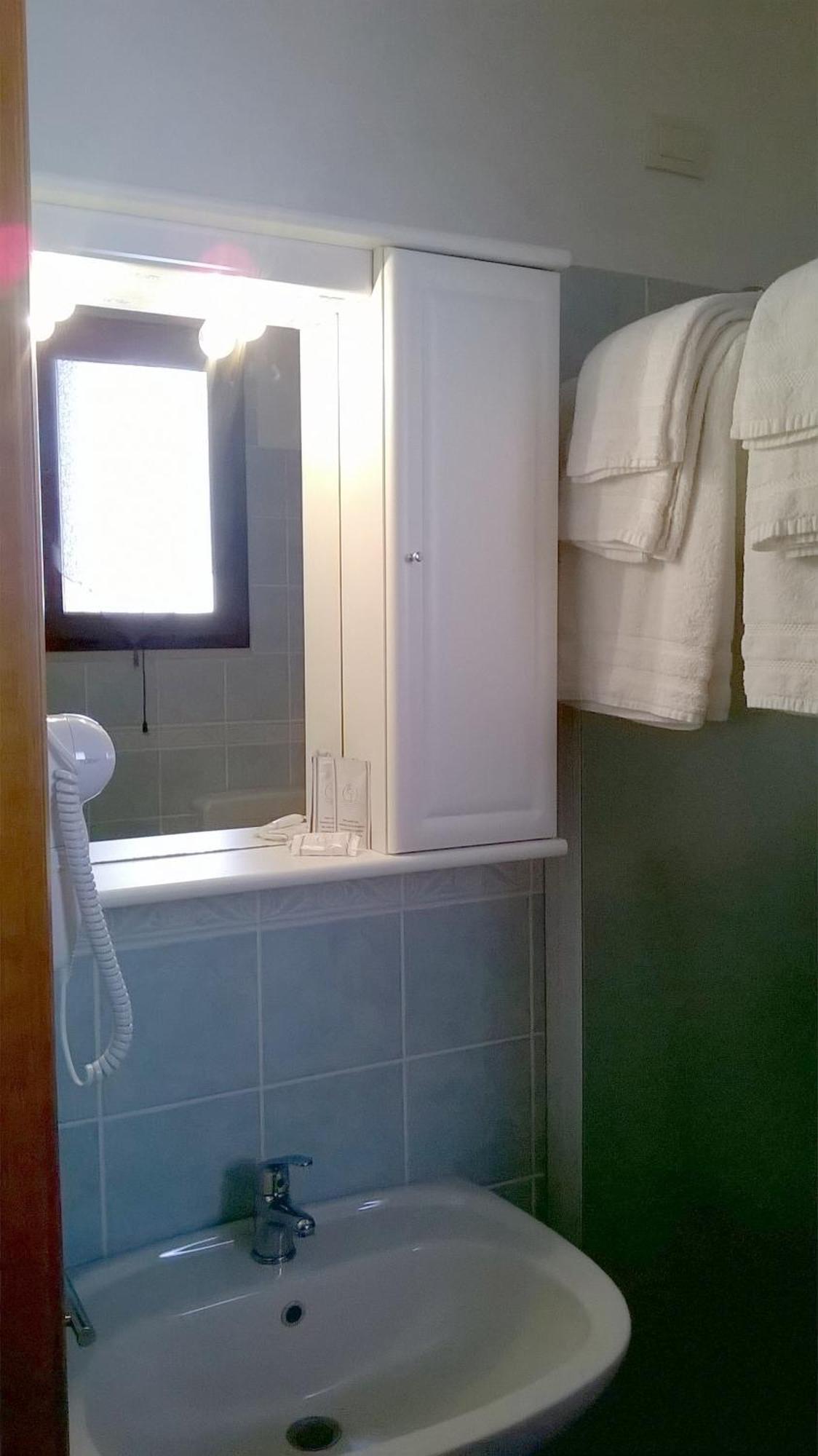 Hotel Bellavista S'Archittu חדר תמונה