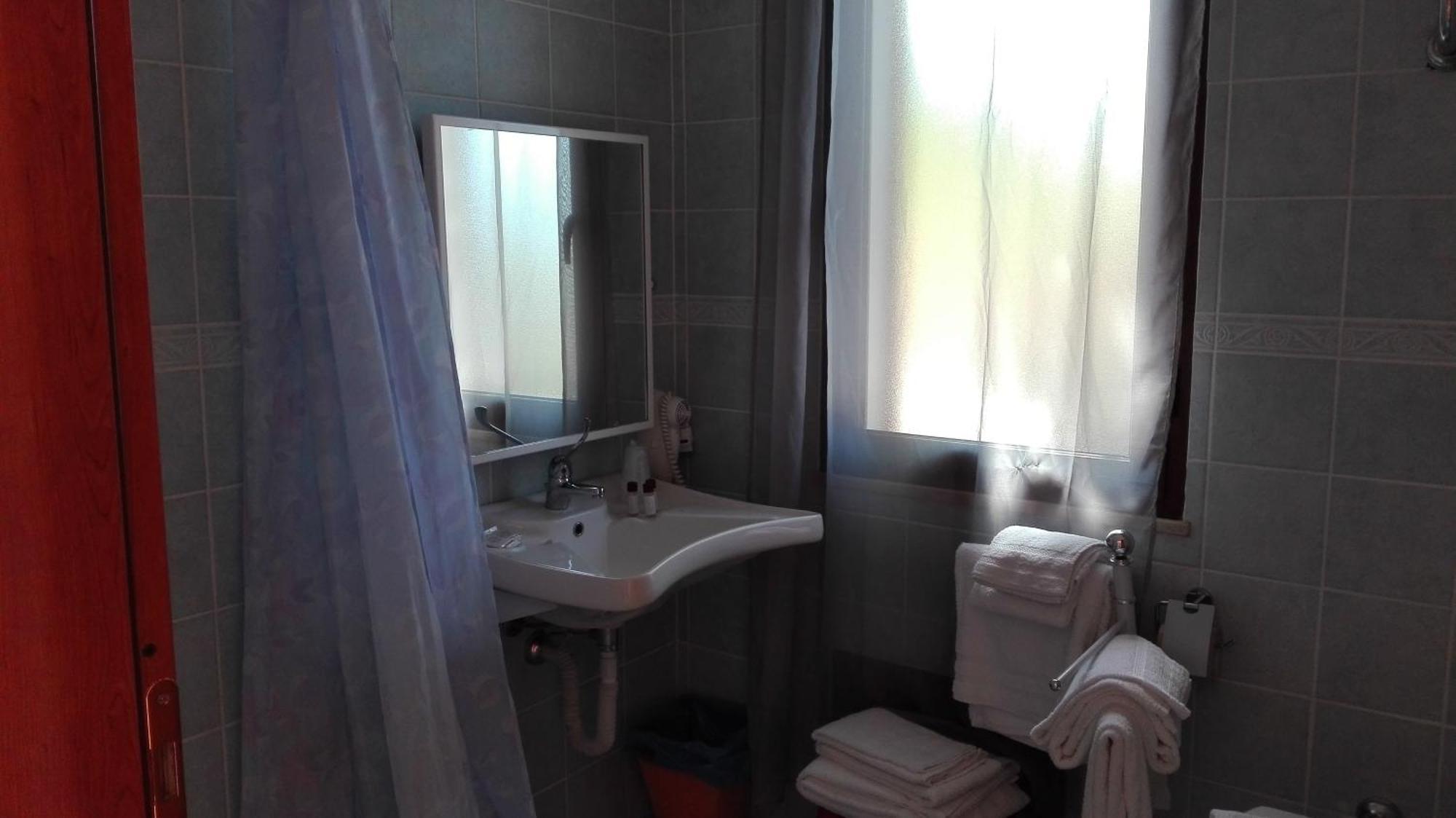 Hotel Bellavista S'Archittu חדר תמונה