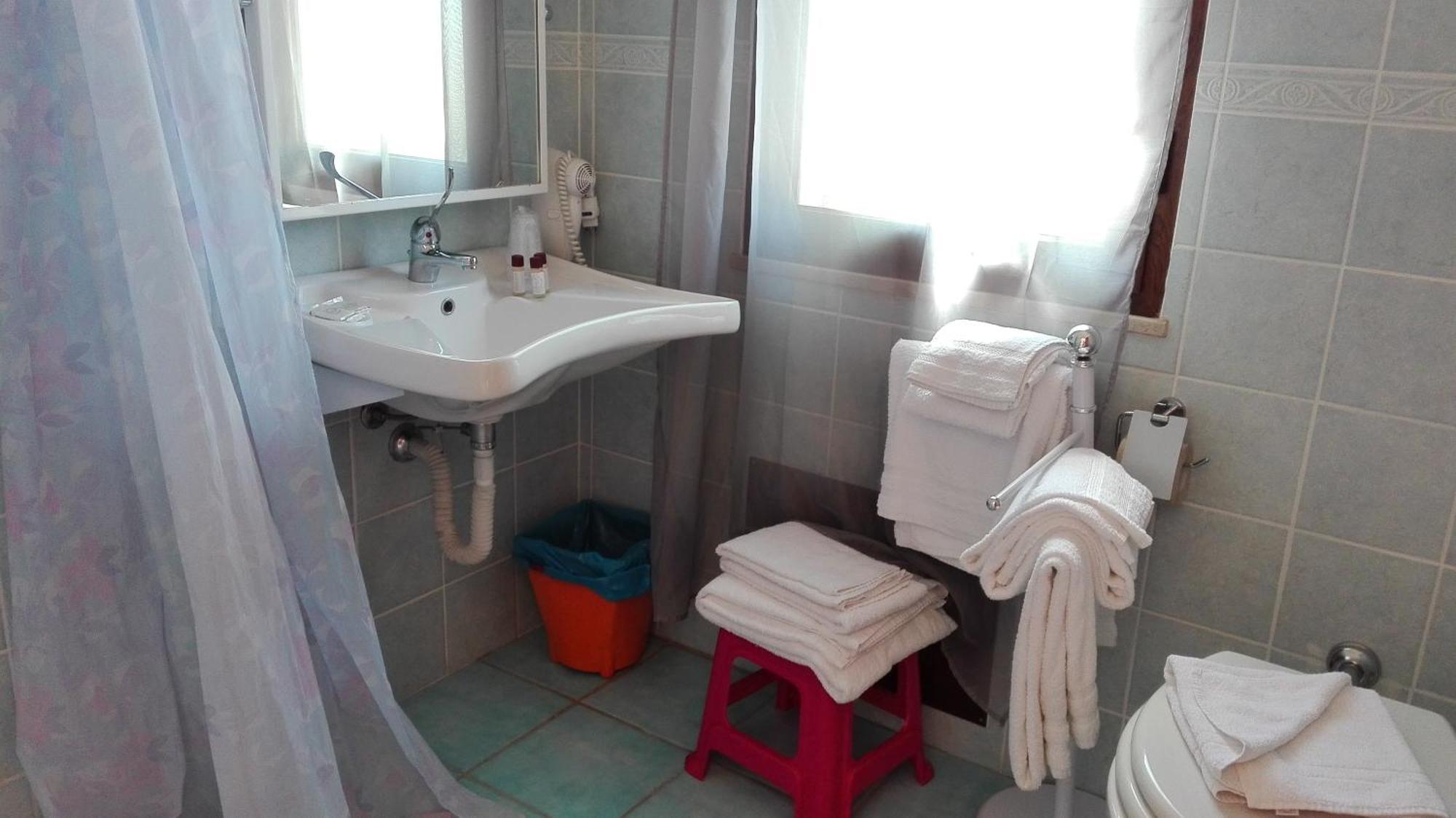 Hotel Bellavista S'Archittu חדר תמונה