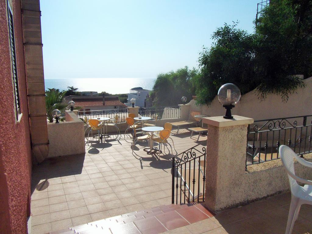 Hotel Bellavista S'Archittu מראה חיצוני תמונה