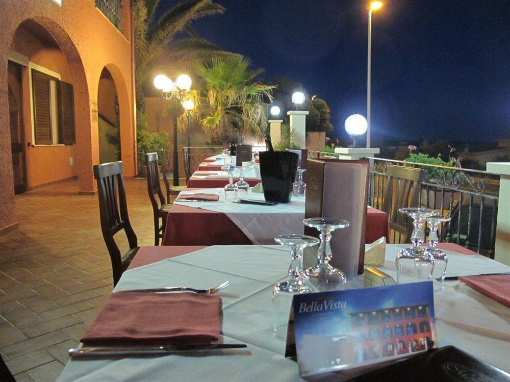 Hotel Bellavista S'Archittu מראה חיצוני תמונה